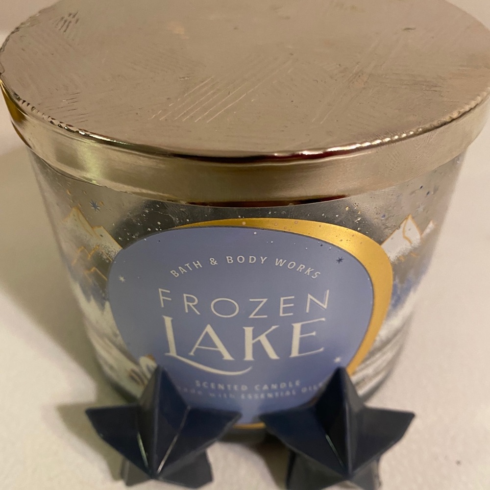 Frozen lake candle melts